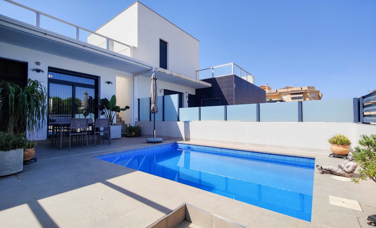 Sale - Villa - Formentera del Segura