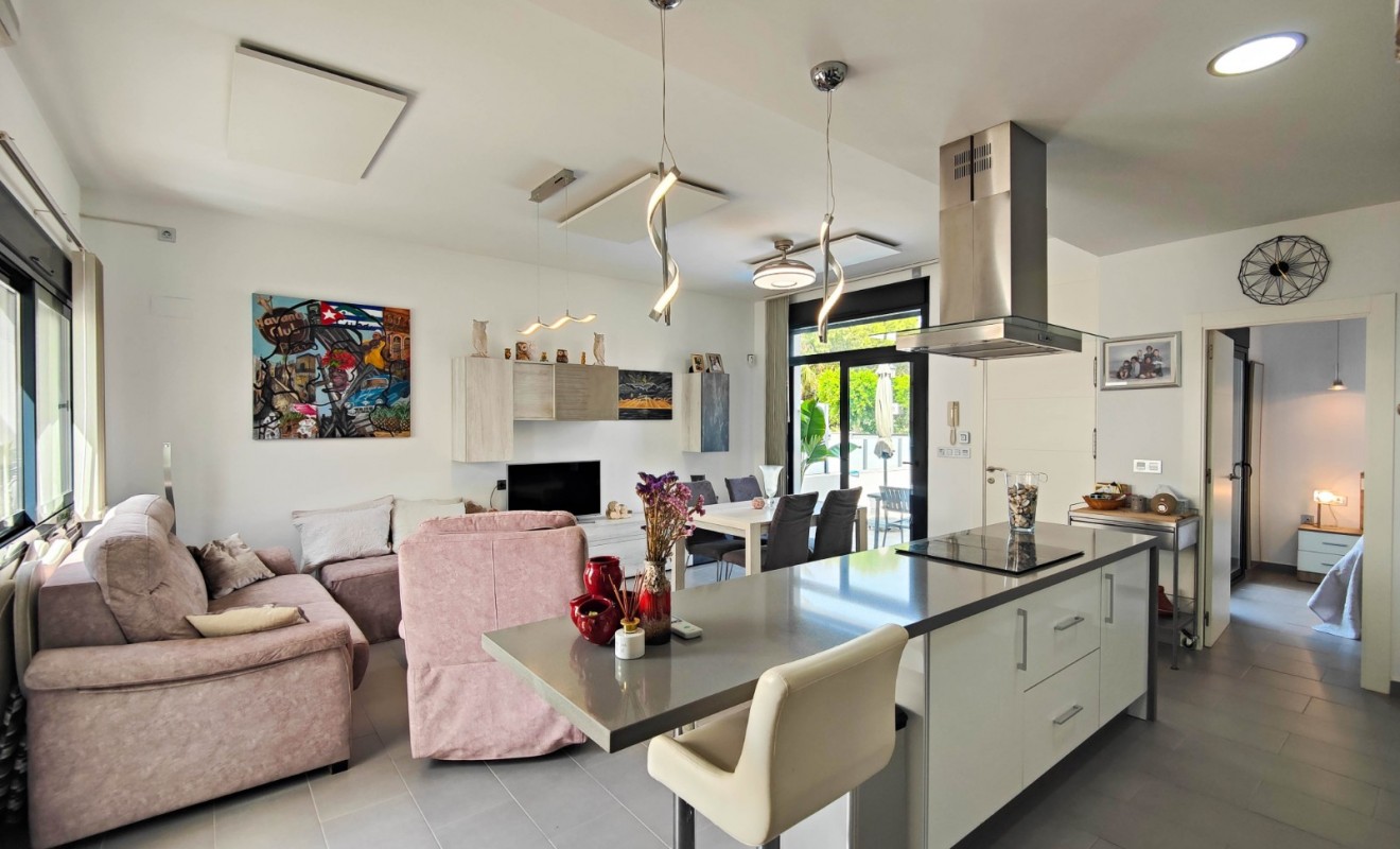 Sale - Villa - Formentera del Segura