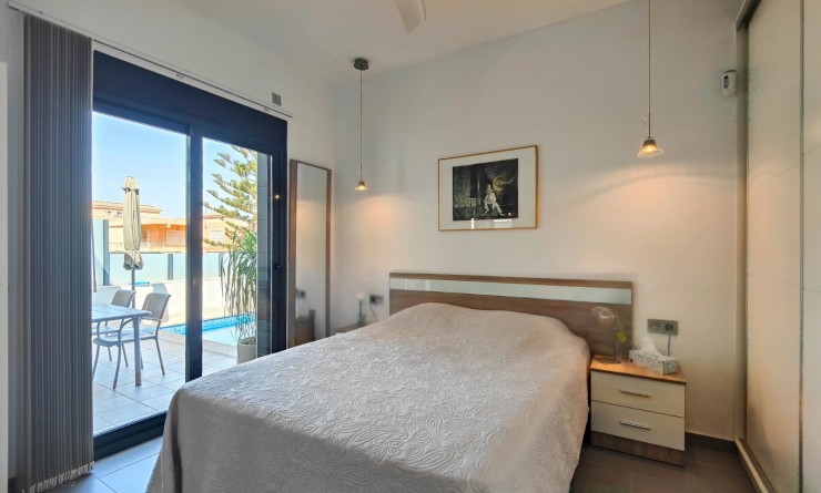 Sale - Villa - Formentera del Segura