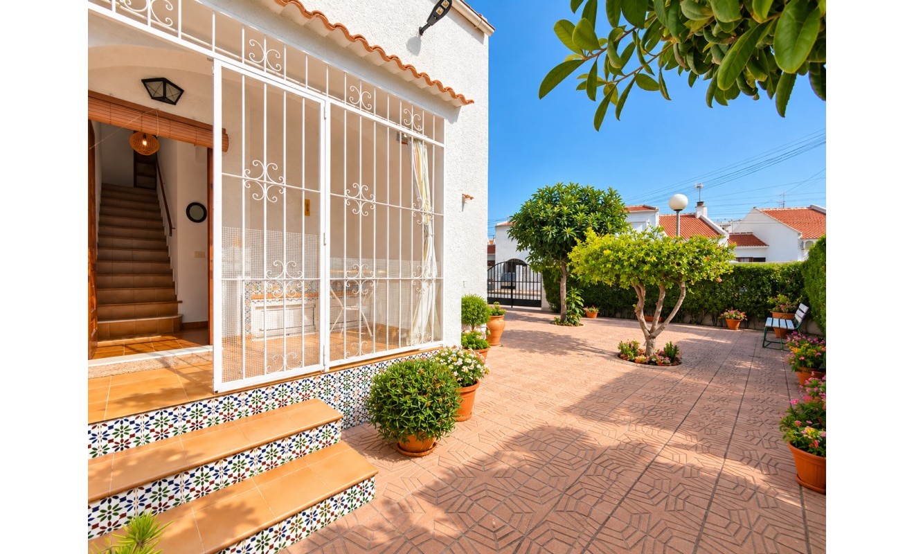 Wederverkoop - Herenhuis - Torrevieja - Nueva Torrevieja