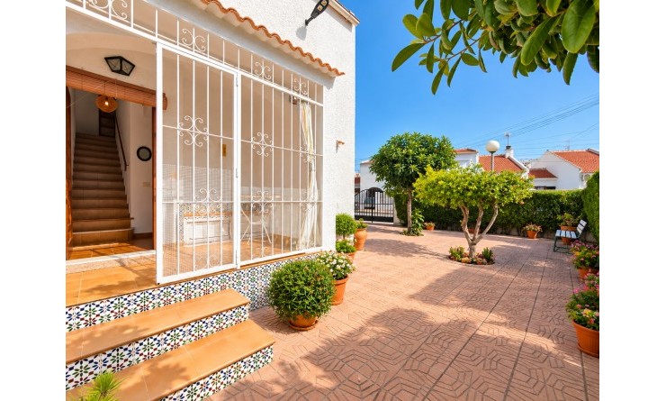 Wederverkoop - Herenhuis - Torrevieja - Nueva Torrevieja