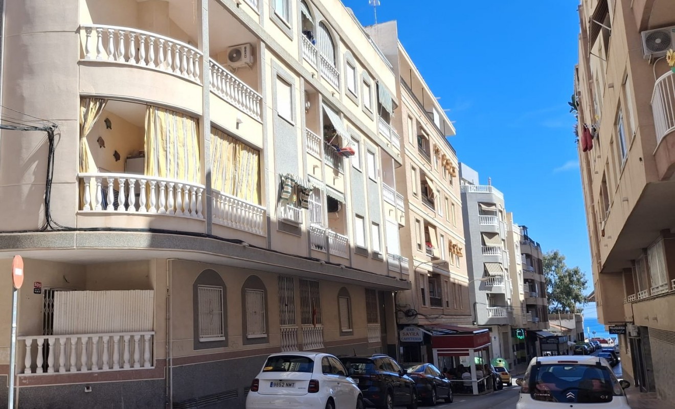 Wederverkoop - Apartment / Duplex - Torrevieja - Playa de los Locos