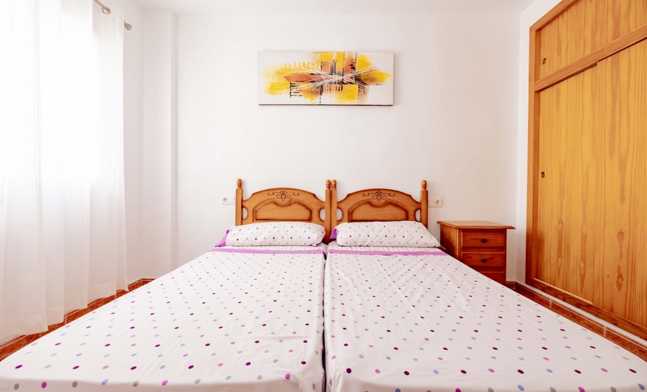 Wederverkoop - Apartment / Duplex - Torrevieja - Playa de los Locos