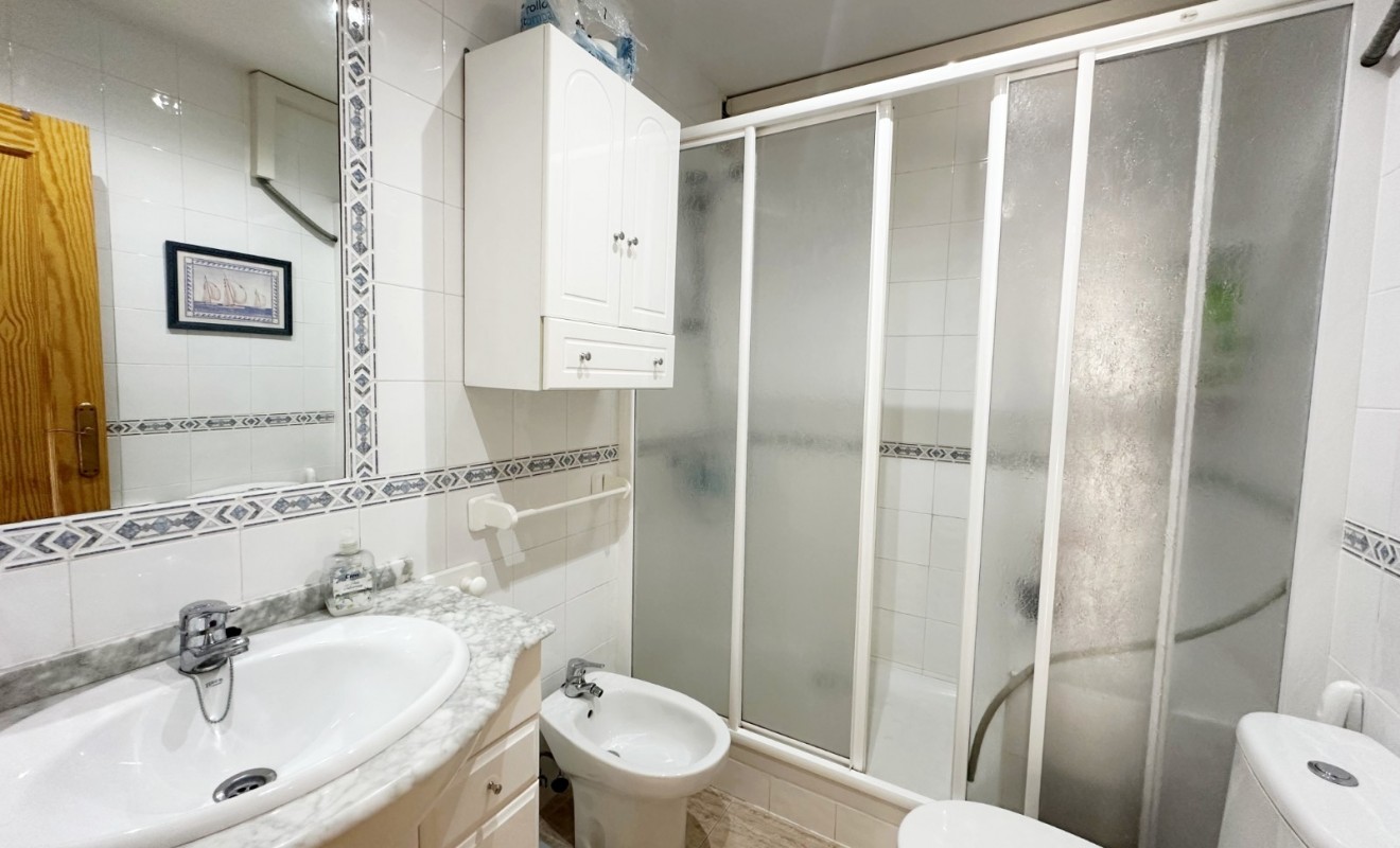 Wederverkoop - Apartment / Duplex - Orihuela Costa - Campoamor