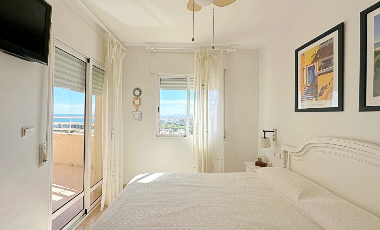 Wederverkoop - Apartment / Duplex - Orihuela Costa - Campoamor