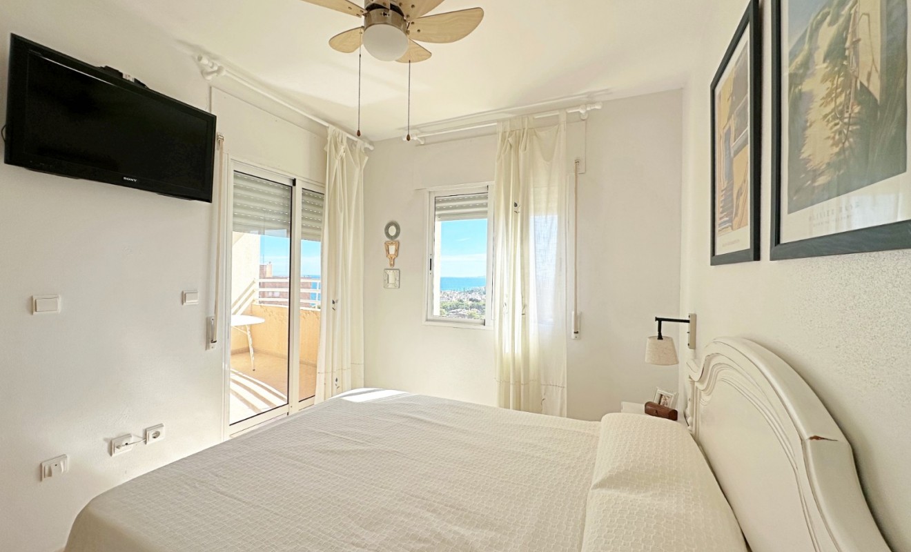Wederverkoop - Apartment / Duplex - Orihuela Costa - Campoamor