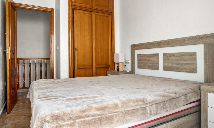 Sale - Townhouse - Torrevieja