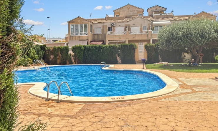 Sale - Townhouse - Torrevieja