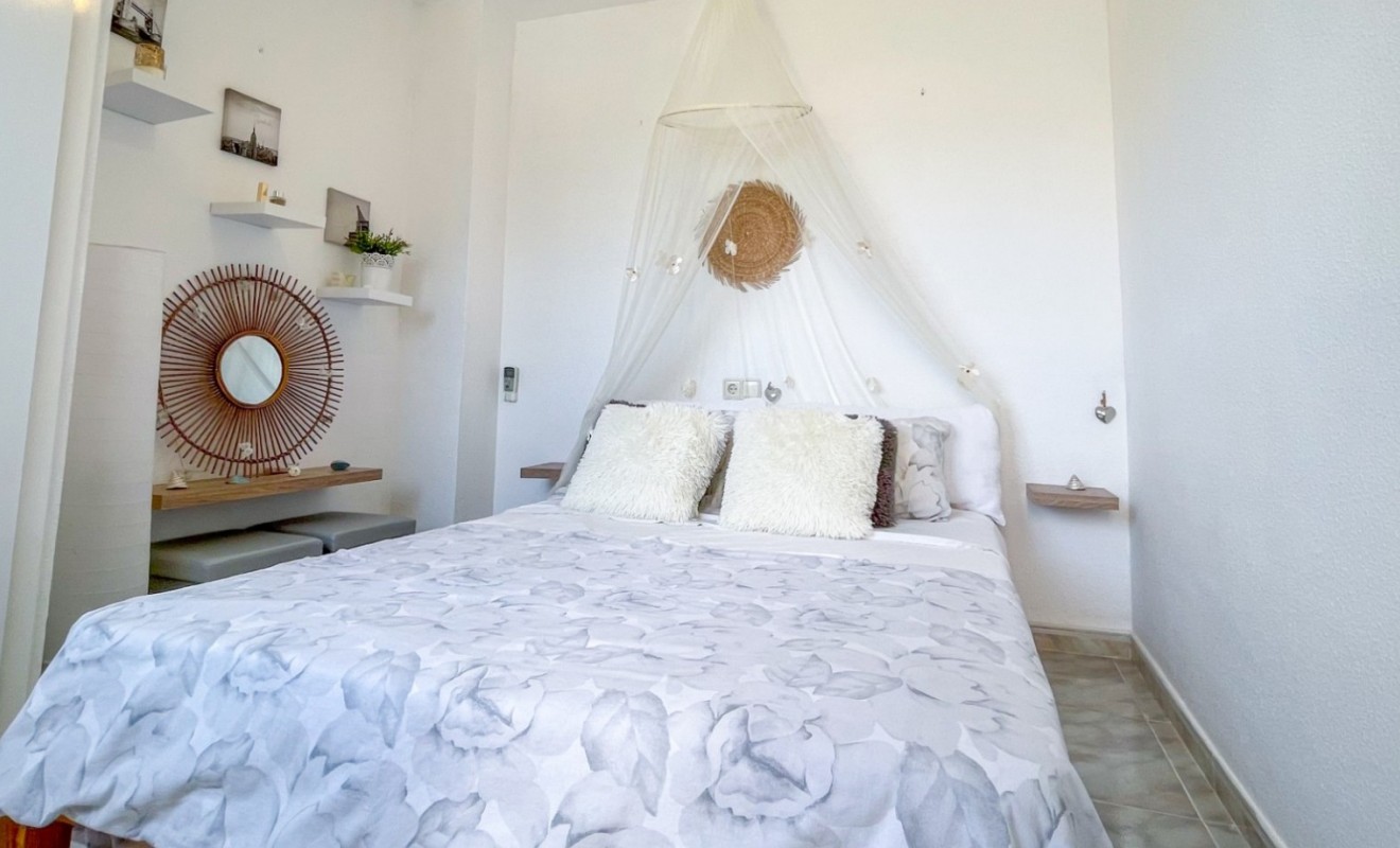Sale - Townhouse - Torrevieja - La Siesta - El Salado -  Torreta