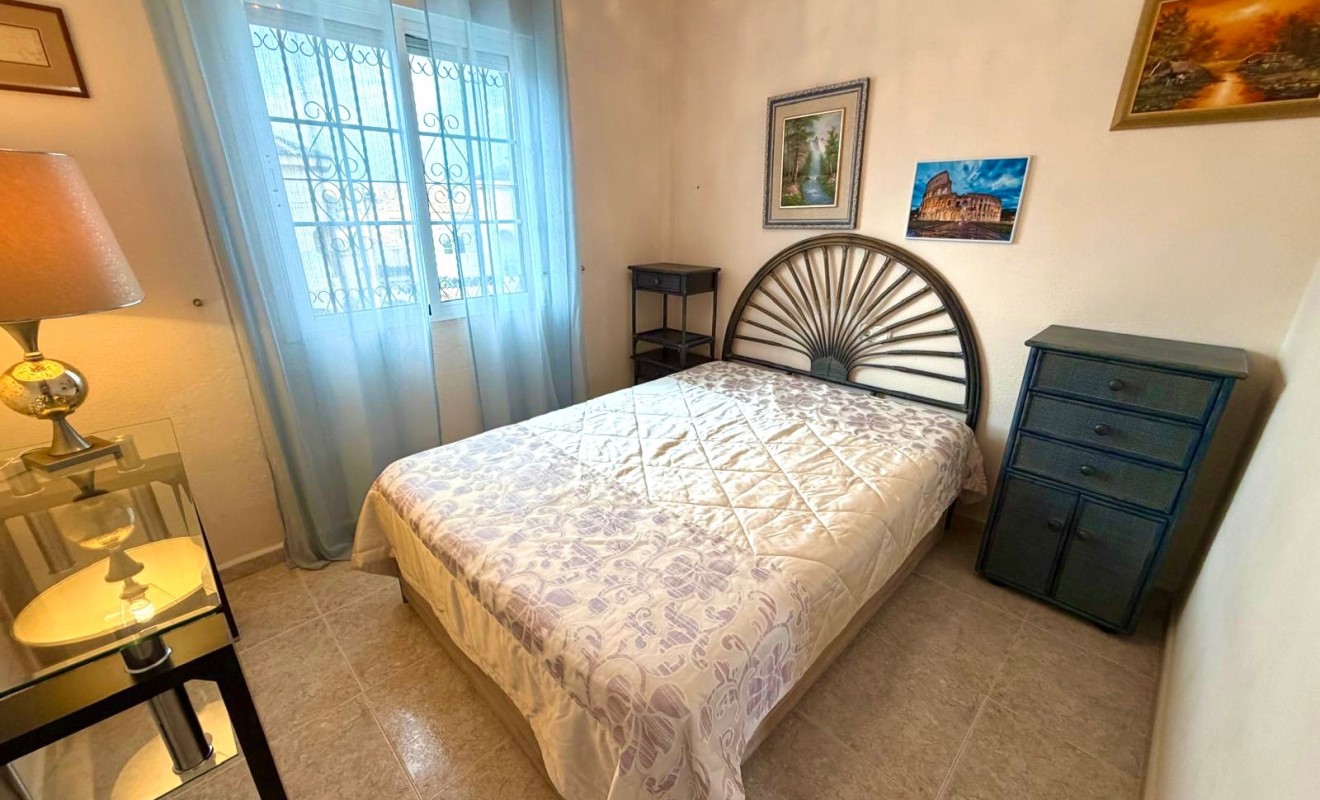 Wederverkoop - Villa - Orihuela Costa - Villamartín-Las Filipinas