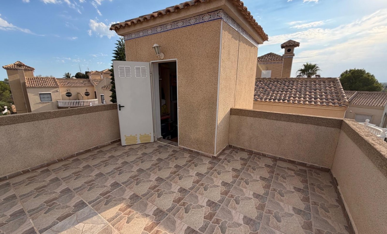 Wederverkoop - Villa - Orihuela Costa - Villamartín-Las Filipinas