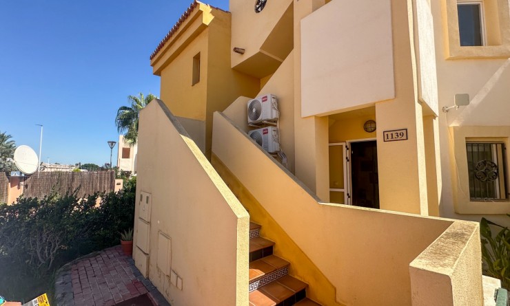 Wederverkoop - Bungalow - Orihuela Costa - Los Altos