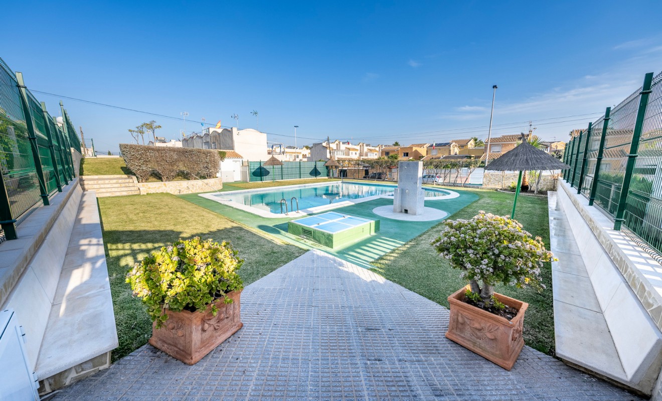 Sale - Bungalow - Los Balcones