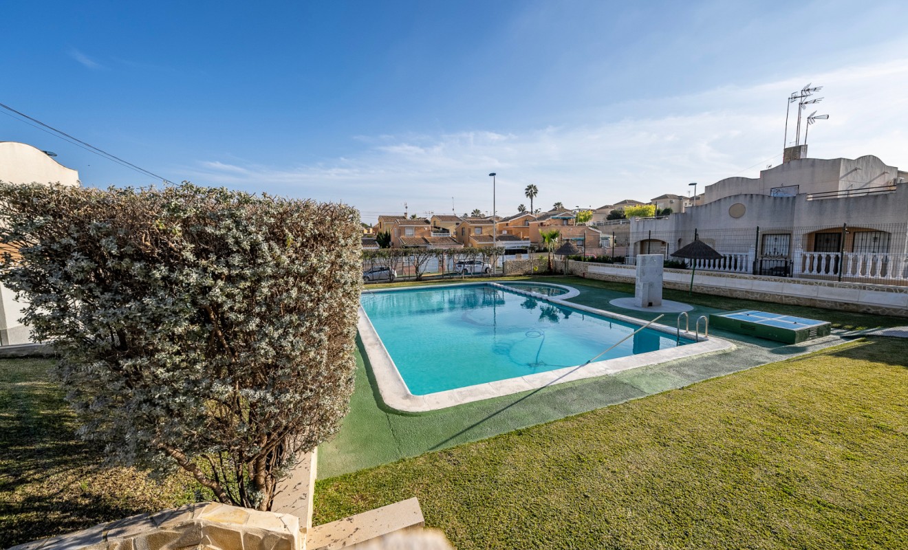Sale - Bungalow - Los Balcones