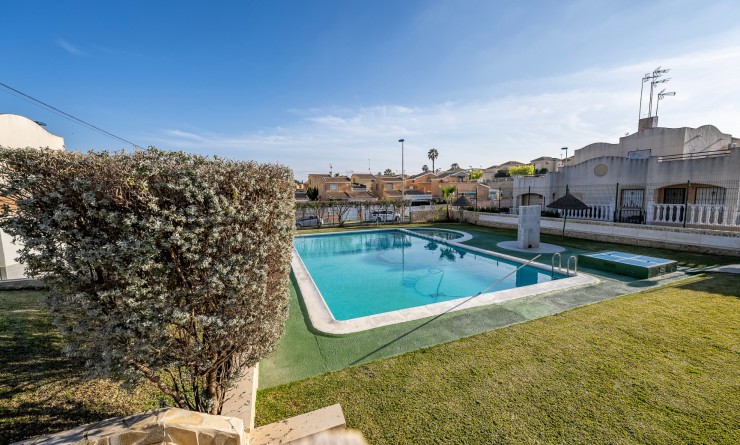 Sale - Bungalow - Los Balcones