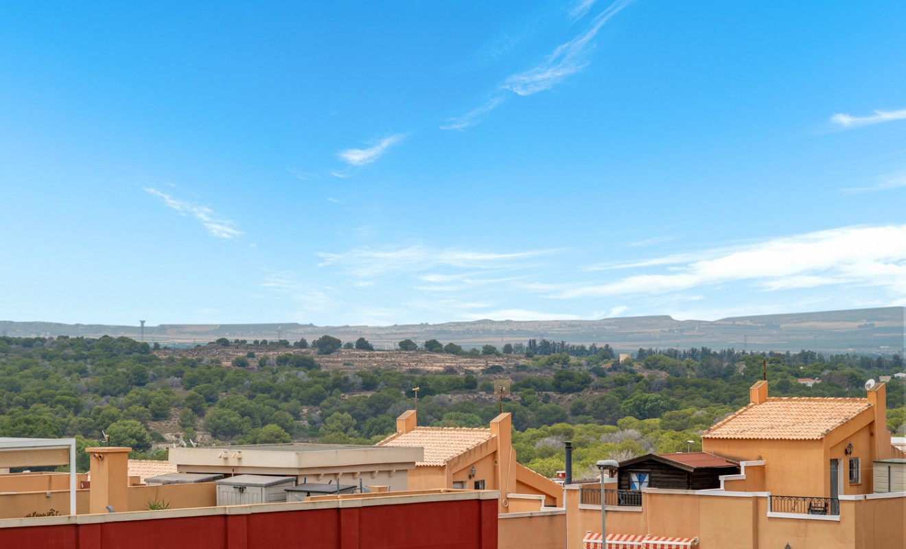 Sale - Apartment - Los Altos