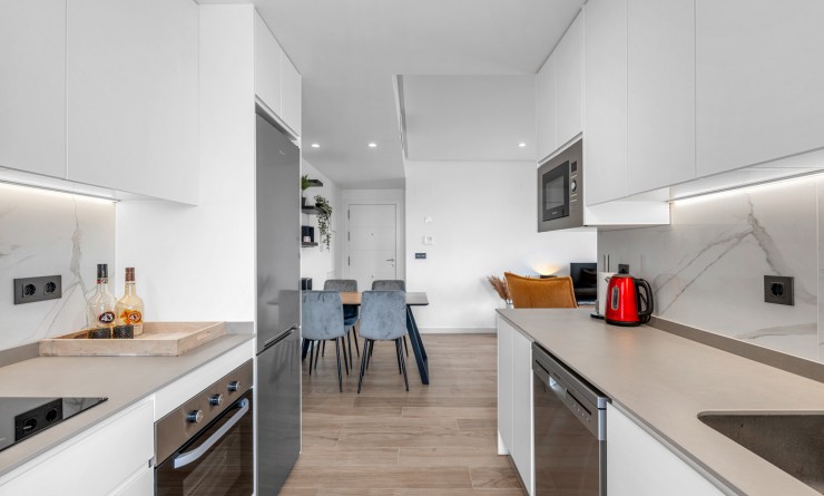 Sale - Apartment - Los Altos