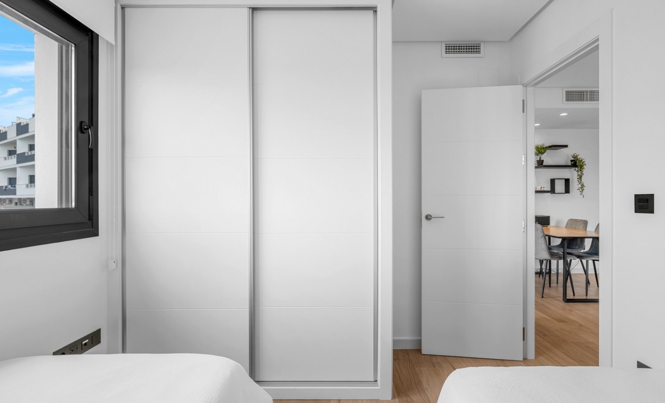 Sale - Apartment - Los Altos
