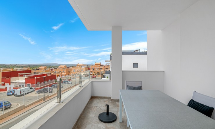 Sale - Apartment - Los Altos