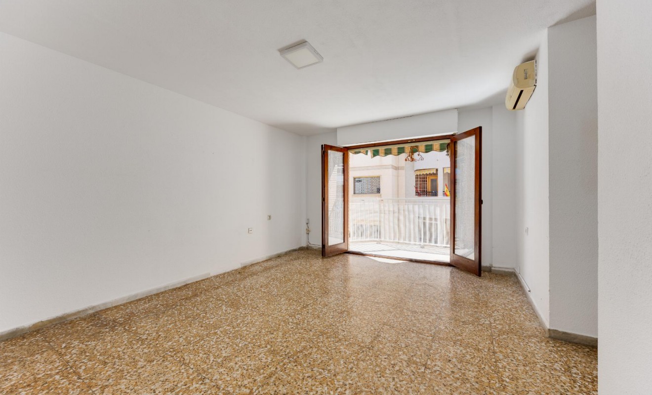 Wederverkoop - Apartamento - Torrevieja - Playa del Acequión