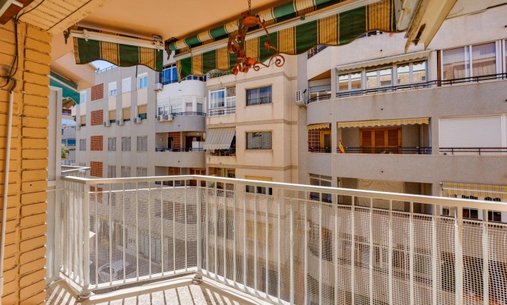 Wederverkoop - Apartamento - Torrevieja - Playa del Acequión