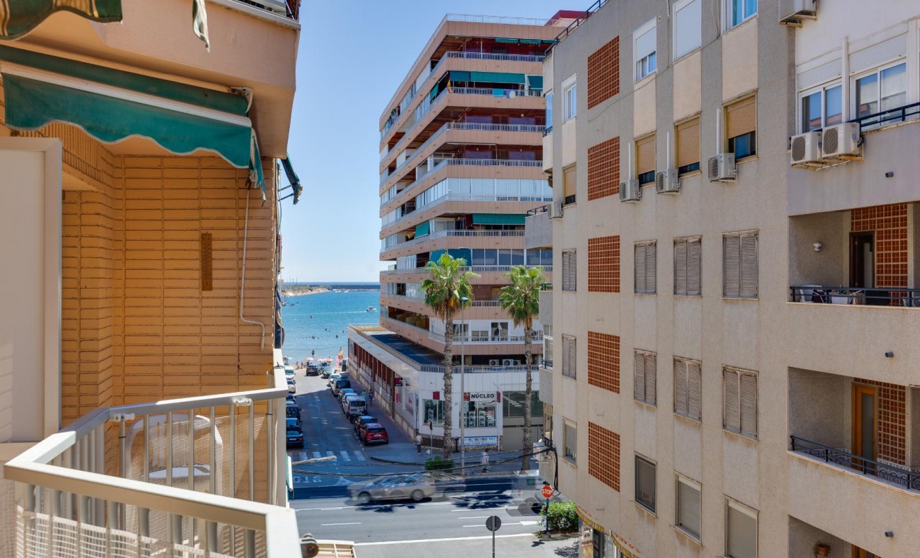 Wederverkoop - Apartamento - Torrevieja - Playa del Acequión