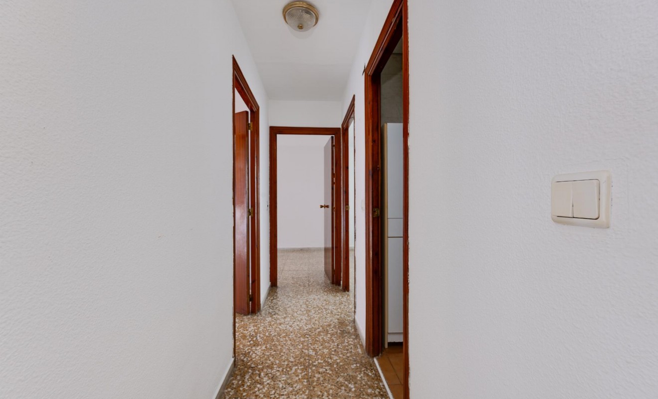 Wederverkoop - Apartamento - Torrevieja - Playa del Acequión
