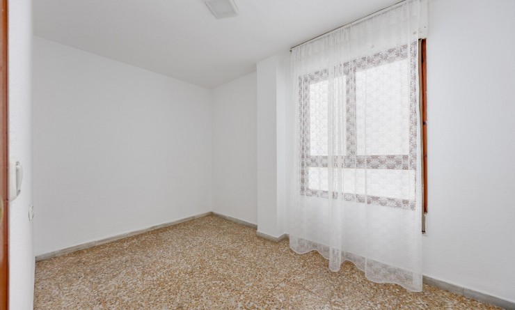 Wederverkoop - Apartamento - Torrevieja - Playa del Acequión