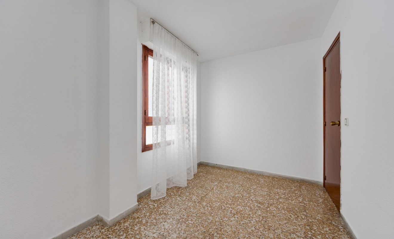 Wederverkoop - Apartamento - Torrevieja - Playa del Acequión