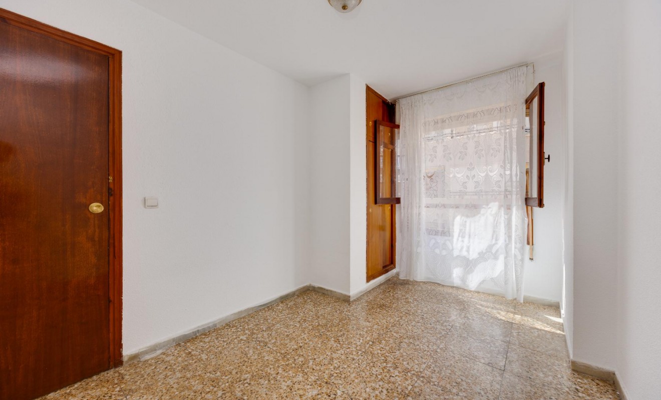 Wederverkoop - Apartamento - Torrevieja - Playa del Acequión