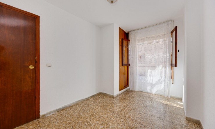 Wederverkoop - Apartamento - Torrevieja - Playa del Acequión
