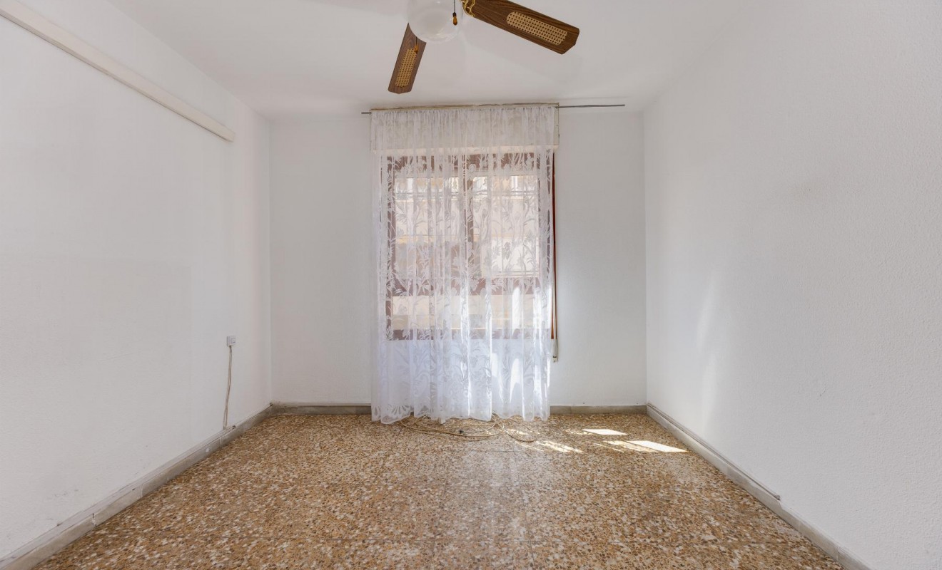 Wederverkoop - Apartamento - Torrevieja - Playa del Acequión