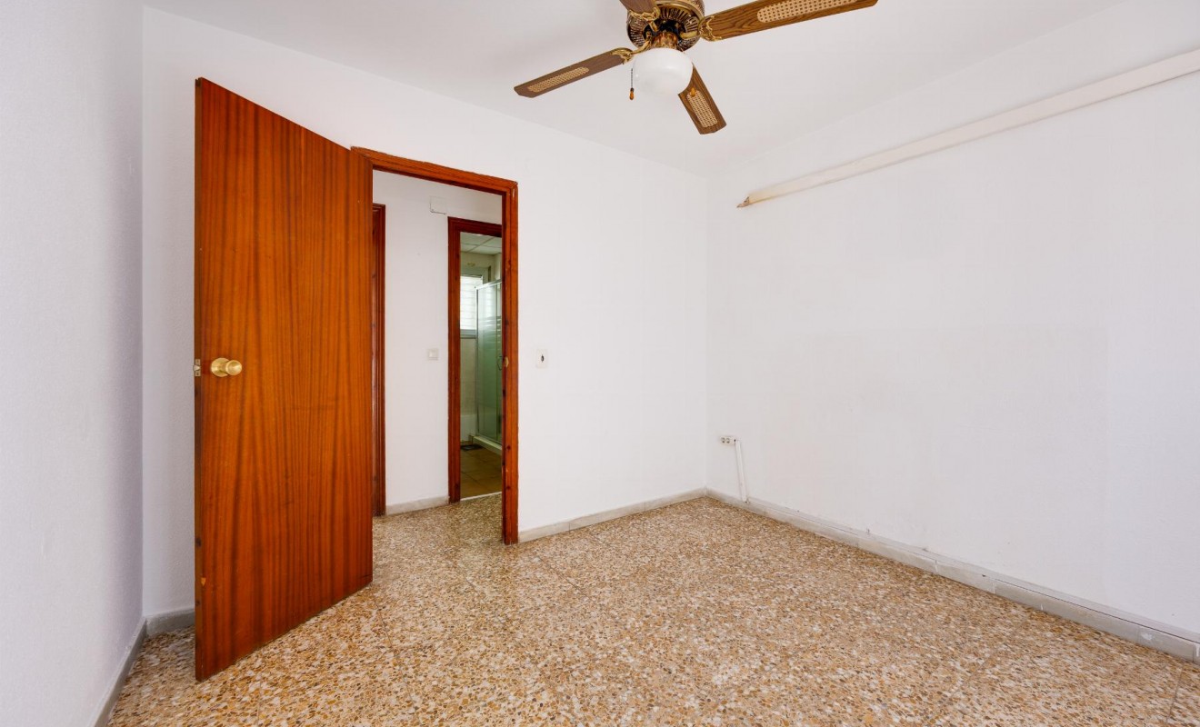 Wederverkoop - Apartamento - Torrevieja - Playa del Acequión