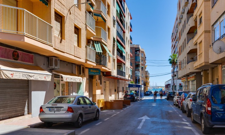 Wederverkoop - Apartamento - Torrevieja - Playa del Acequión
