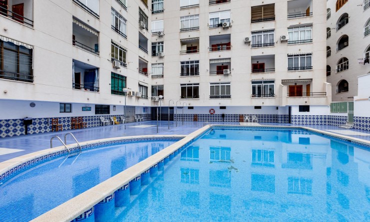 Wederverkoop - Apartamento - Torrevieja - Playa del Cura