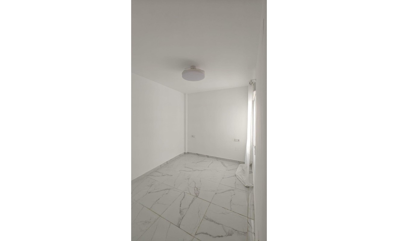 Wederverkoop - Apartamento - Torrevieja - Acequion