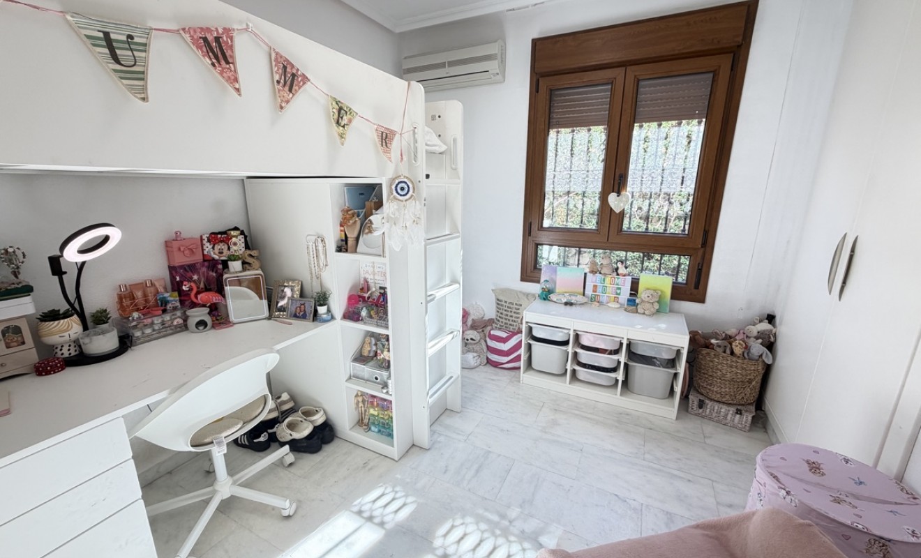 Sale - Villa - La Finca Golf