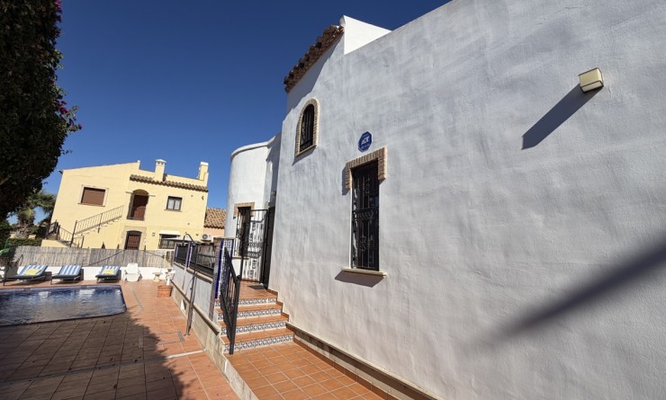 Sale - Villa - La Finca Golf