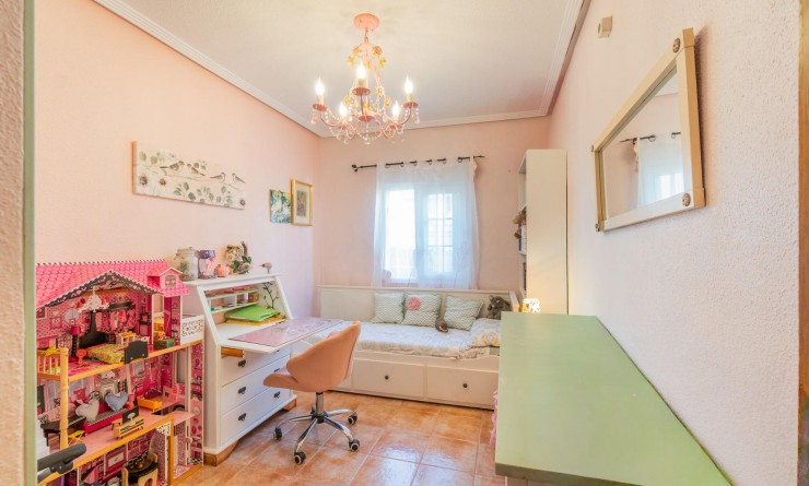 Wederverkoop - Villa - Orihuela Costa - Los Balcones