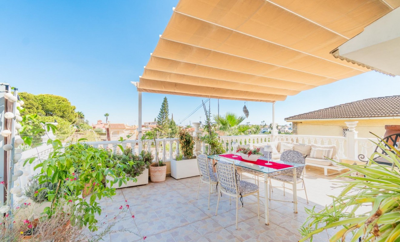 Wederverkoop - Villa - Orihuela Costa - Los Balcones