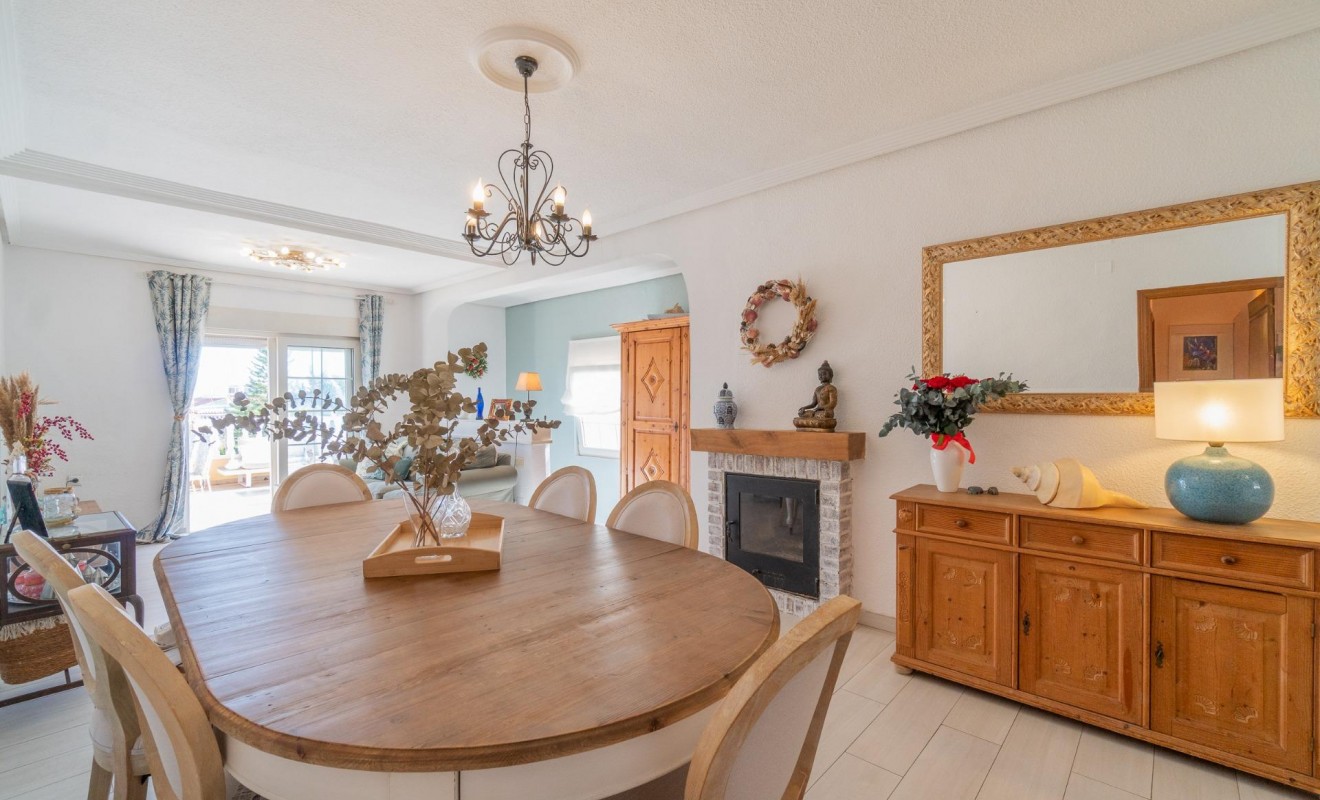 Wederverkoop - Villa - Orihuela Costa - Los Balcones