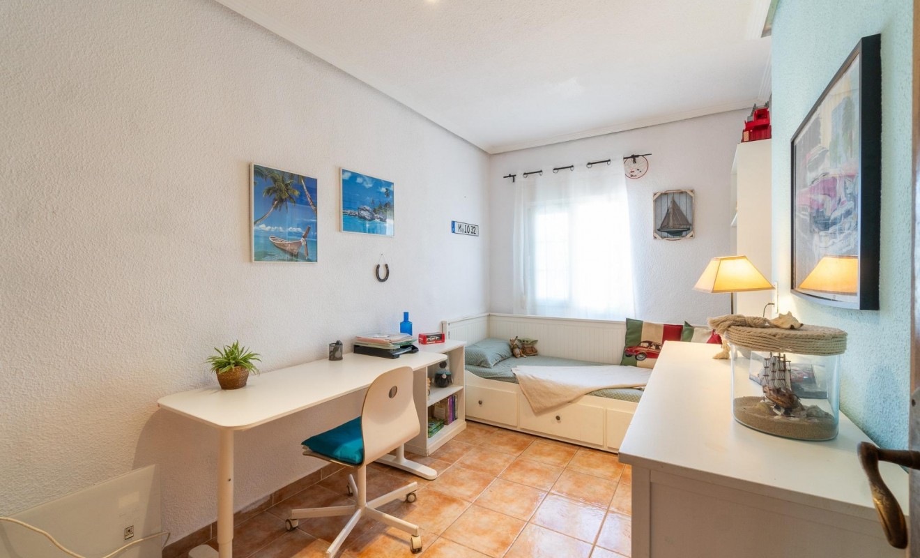 Wederverkoop - Villa - Orihuela Costa - Los Balcones