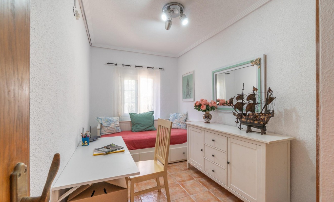 Wederverkoop - Villa - Orihuela Costa - Los Balcones