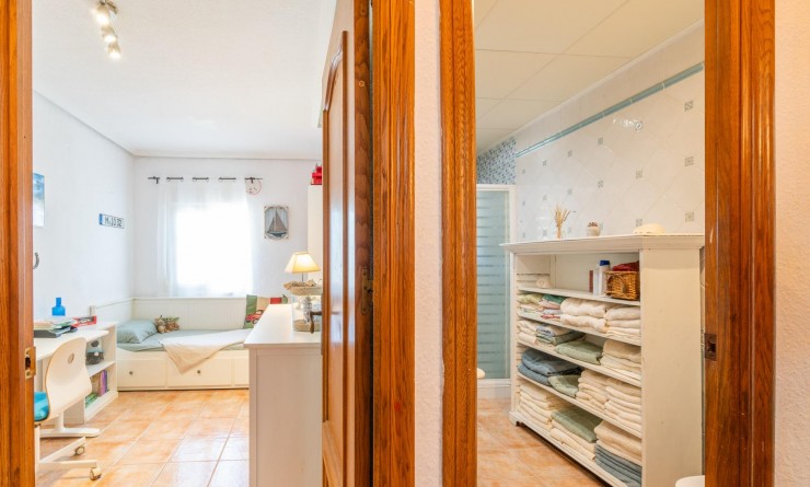 Wederverkoop - Villa - Orihuela Costa - Los Balcones