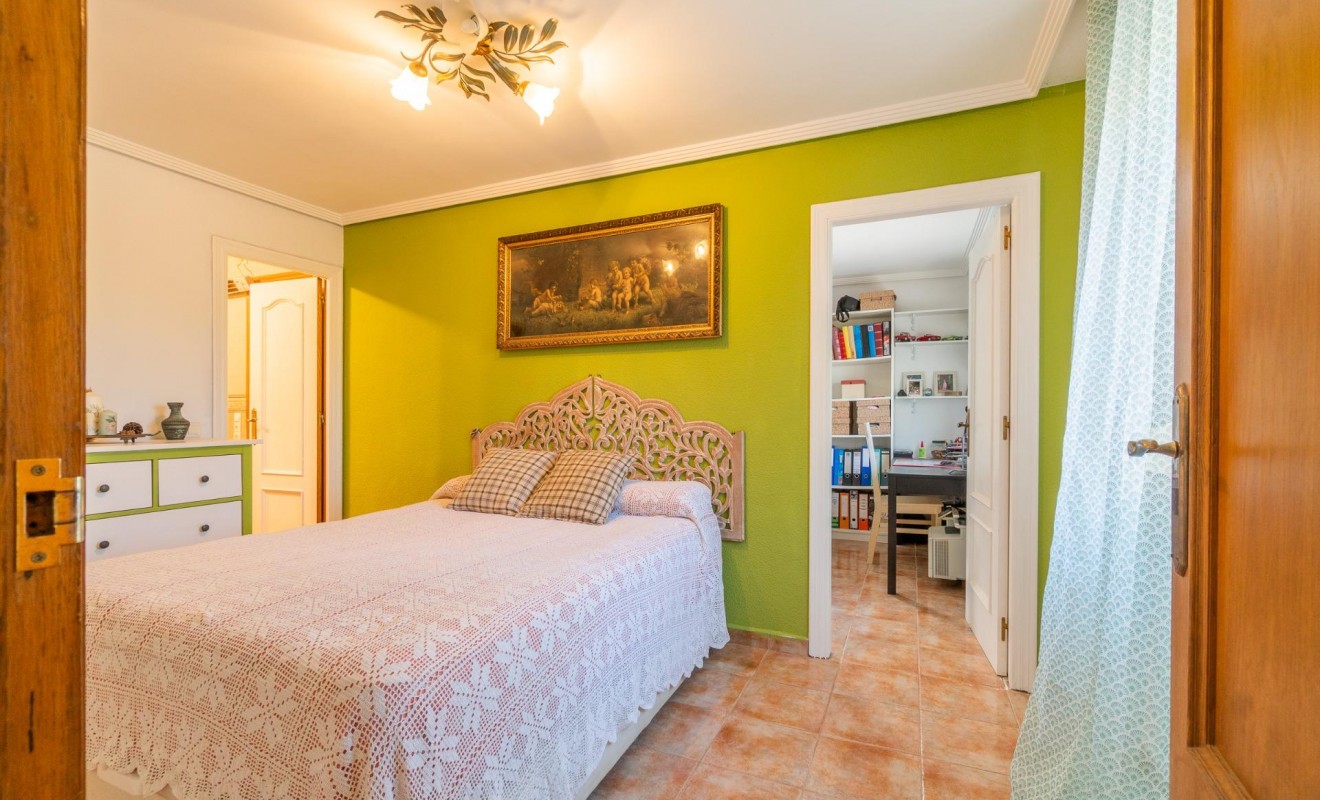 Wederverkoop - Villa - Orihuela Costa - Los Balcones