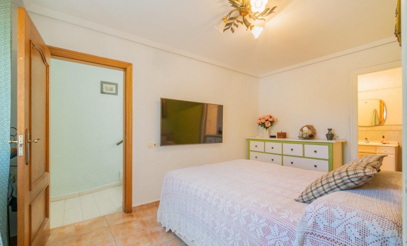 Wederverkoop - Villa - Orihuela Costa - Los Balcones