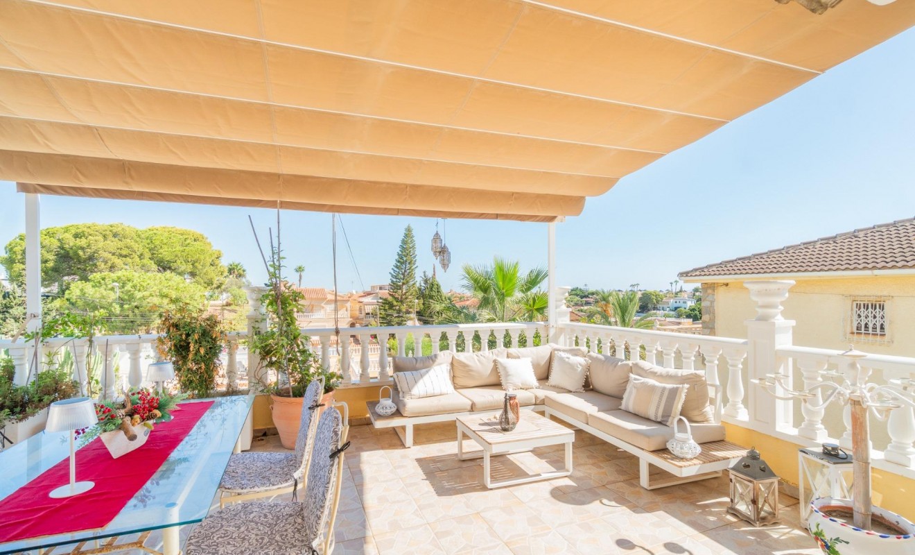 Wederverkoop - Villa - Orihuela Costa - Los Balcones