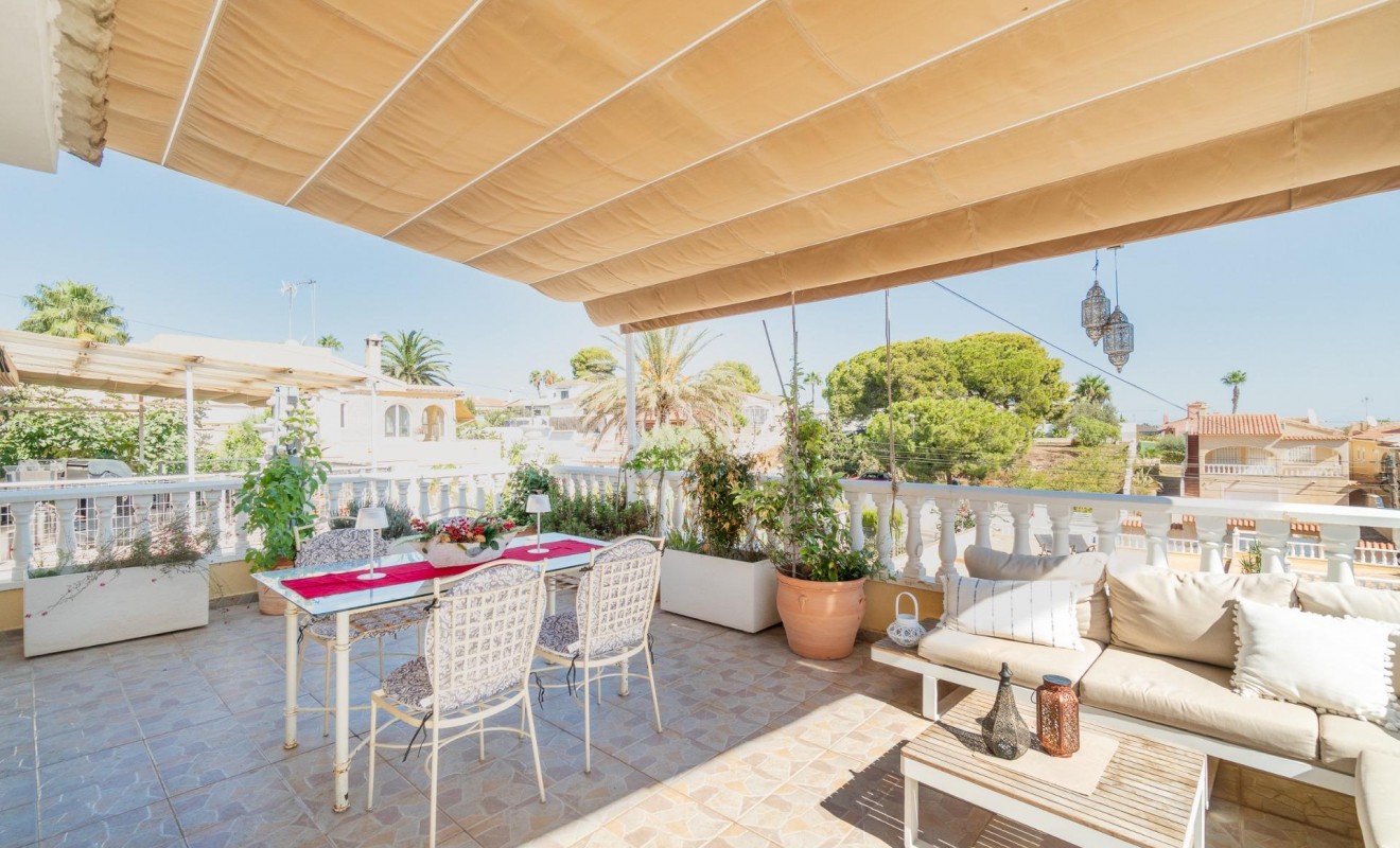 Wederverkoop - Villa - Orihuela Costa - Los Balcones