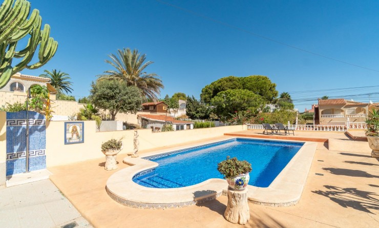 Wederverkoop - Villa - Orihuela Costa - Los Balcones