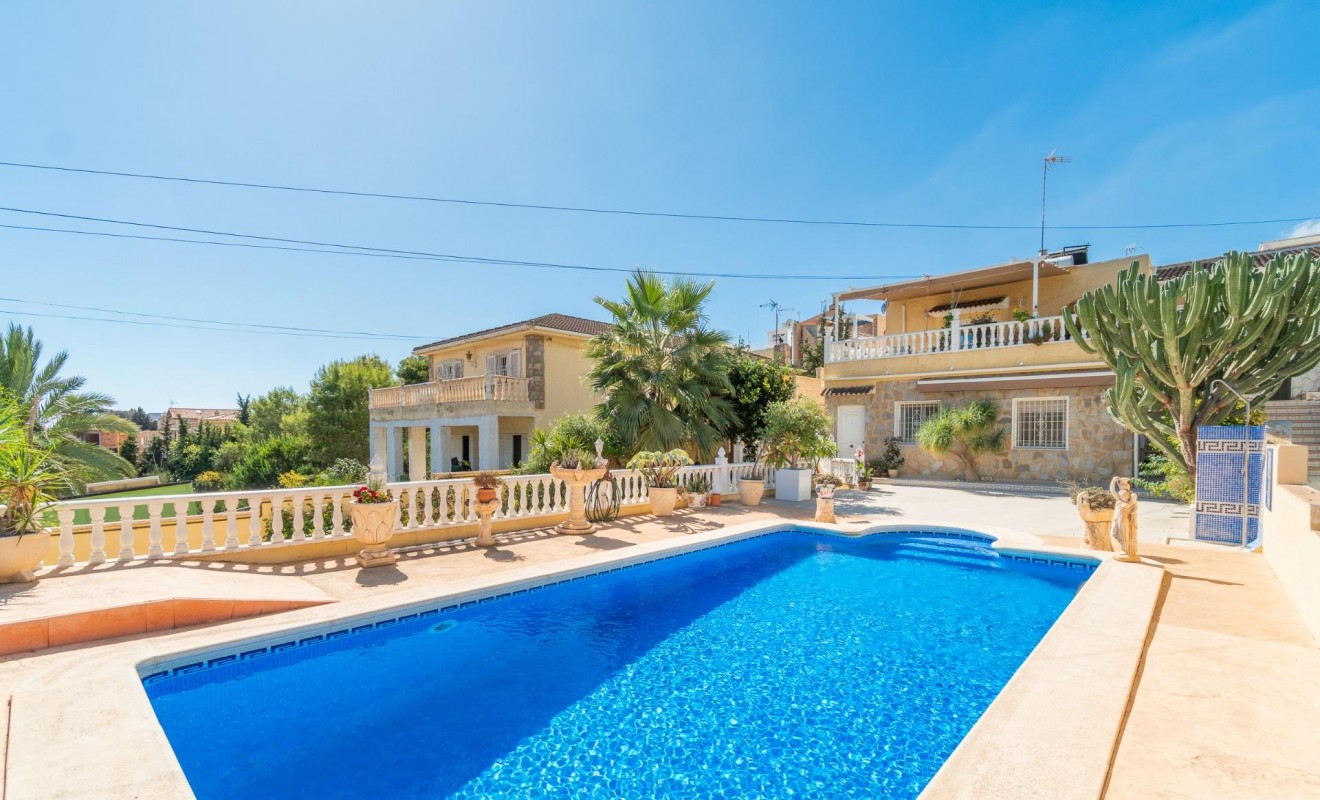 Wederverkoop - Villa - Orihuela Costa - Los Balcones